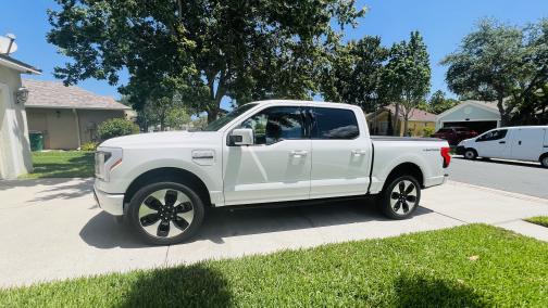 2023 Ford F-150 Lightning Platinum