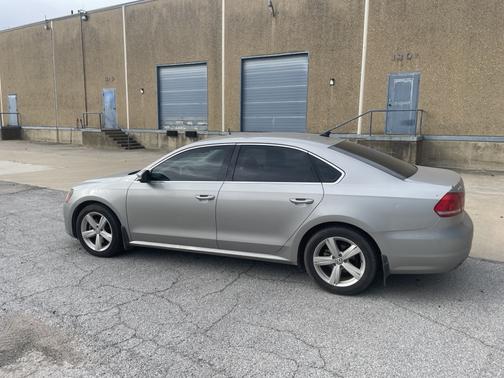 2013 Volkswagen Passat 2.5 SE