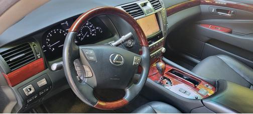 2011 Lexus LS 460 Base