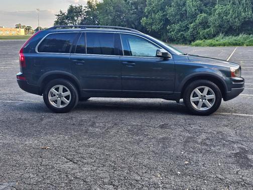 Gray 2007 Volvo XC90 3.2
