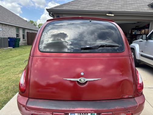 Red 2006 Chrysler PT Cruiser Base