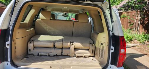 White 2011 Chevrolet Tahoe LT