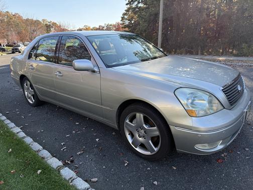 2003 Lexus LS 430 Base