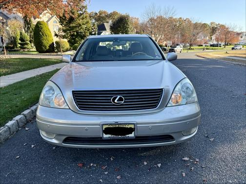 2003 Lexus LS 430 Base