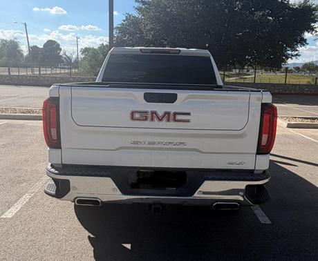White 2021 GMC Sierra 1500 SLT