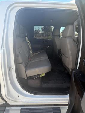 White 2021 GMC Sierra 1500 SLT
