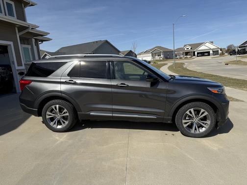 Gray 2020 Ford Explorer Platinum