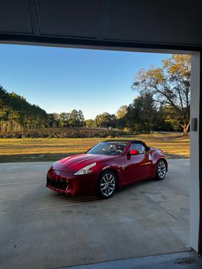Red 2010 Nissan 370Z Touring