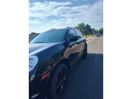 2010 Porsche Cayenne Cayenne GTS