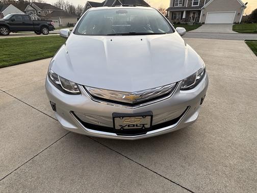 2018 Chevrolet Volt Premier