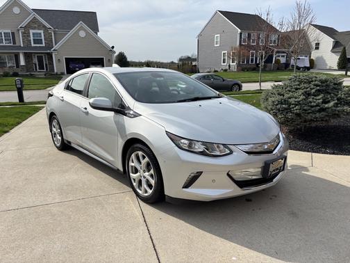 2018 Chevrolet Volt Premier