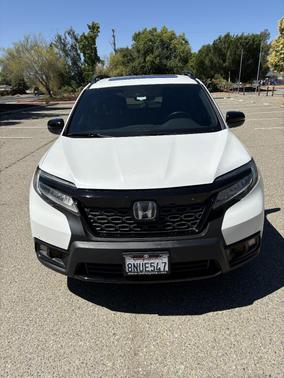 White 2020 Honda Passport Elite