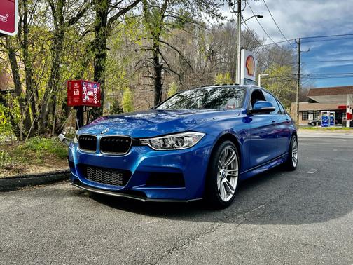 Blue 2013 BMW 335 i xDrive