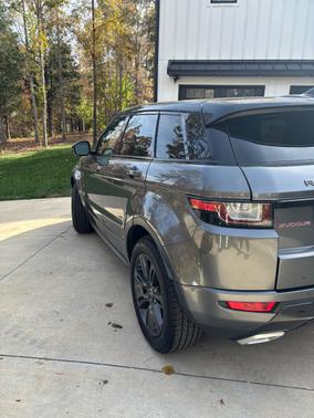 2018 Land Rover Range Rover Evoque SE Premium