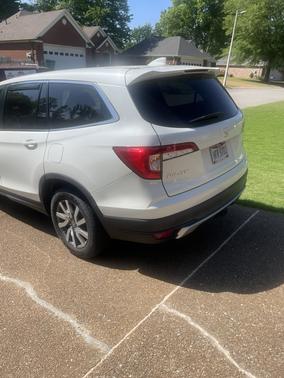 White 2022 Honda Pilot EX-L
