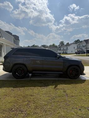 Gray 2017 Jeep Grand Cherokee SRT