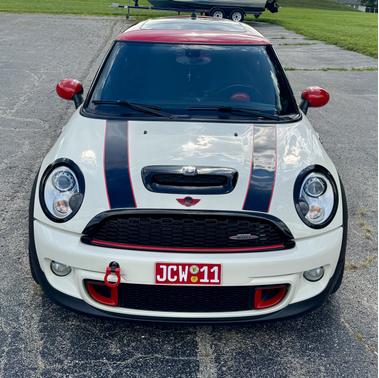 2011 MINI Cooper John Cooper Works
