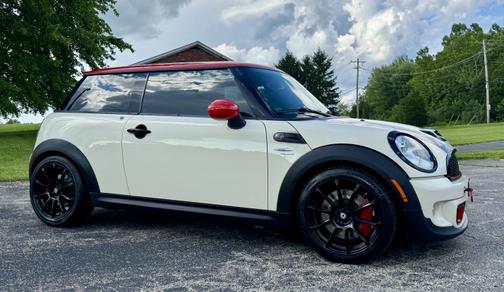 2011 MINI Cooper John Cooper Works