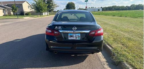 Black 2018 Nissan Altima 2.5 S