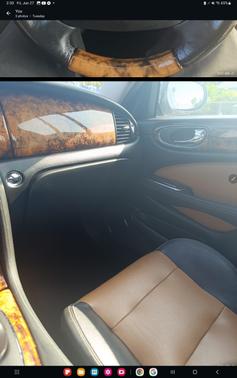 2004 Jaguar XJR Base
