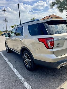 2017 Ford Explorer Platinum