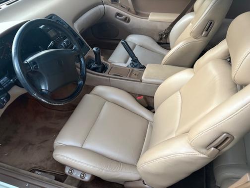 White 1992 Nissan 300ZX 2+2