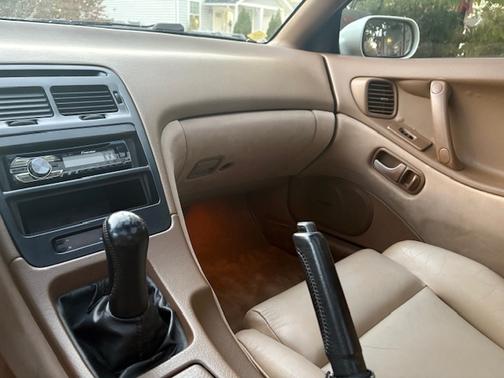 White 1992 Nissan 300ZX 2+2