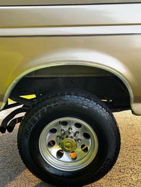 Gold 1996 Ford F-250 XL SuperCab H/D