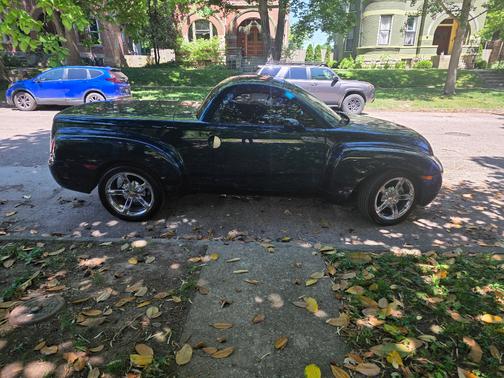 Blue 2005 Chevrolet SSR Base