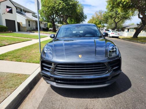 Gray 2021 Porsche Macan Macan S