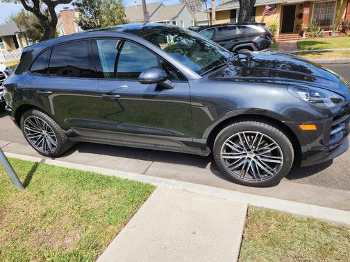 Gray 2021 Porsche Macan Macan S