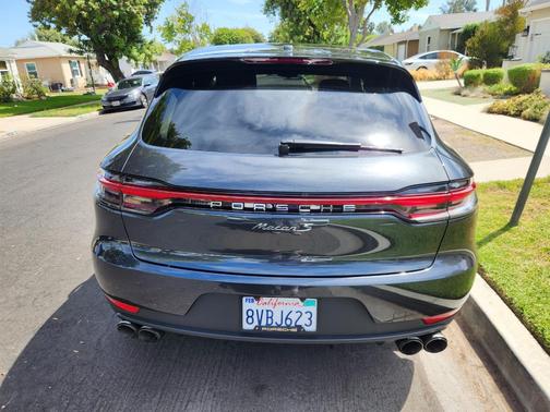 Gray 2021 Porsche Macan Macan S