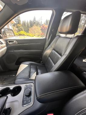 Silver 2014 Jeep Grand Cherokee Limited