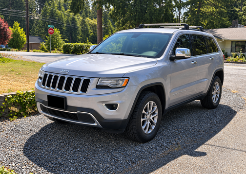 Silver 2014 Jeep Grand Cherokee Limited