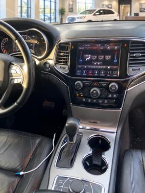 Gray 2019 Jeep Grand Cherokee Limited