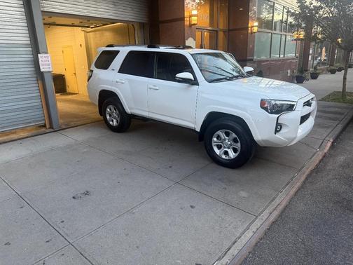 White 2024 Toyota 4Runner SR5 Premium