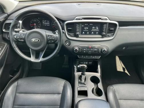 2017 Kia Sorento EX