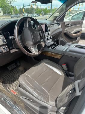 White 2016 GMC Yukon XL Denali