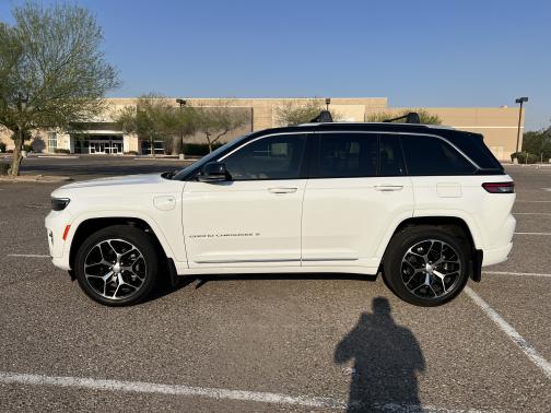 2023 Jeep Grand Cherokee 4xe Summit Reserve