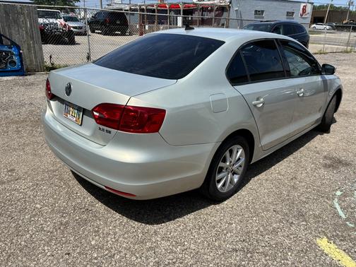 2011 Volkswagen Jetta SE
