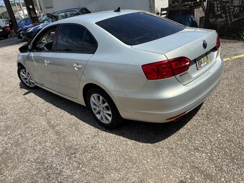 2011 Volkswagen Jetta SE