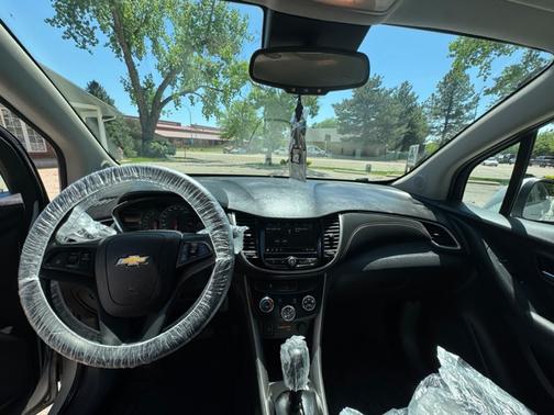 Gray 2019 Chevrolet Trax LS
