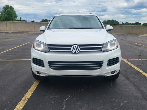 2013 Volkswagen Touareg VR6 Lux