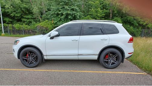 2013 Volkswagen Touareg VR6 Lux