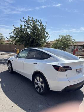 White 2022 Tesla Model Y Long Range