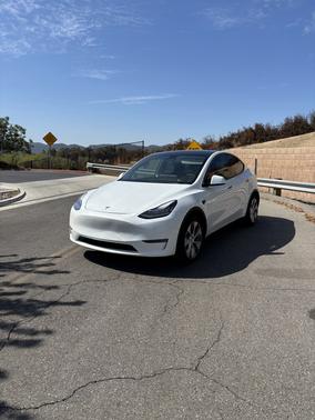 White 2022 Tesla Model Y Long Range