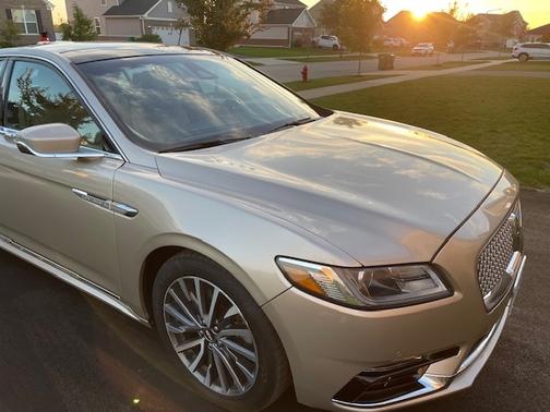 2017 Lincoln Continental Select