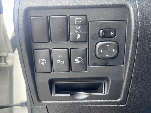 White 2020 Toyota Land Cruiser Base