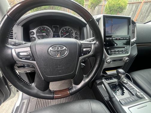 White 2020 Toyota Land Cruiser Base