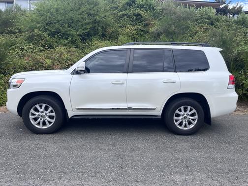 White 2020 Toyota Land Cruiser Base